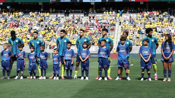 Emotivo momento: así sonó el himno colombiano antes del duelo con Jordania