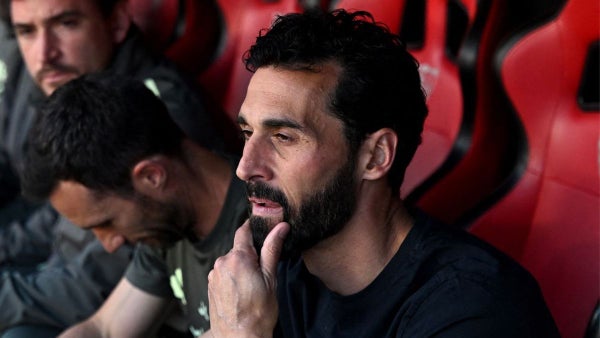 Real Madrid anunció oficialmente la salida de Álvaro Arbeloa