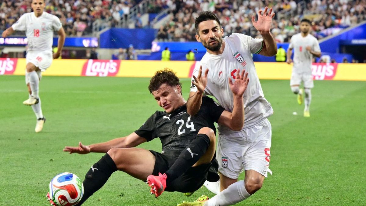 Irán y Nueva Zelanda empataron en un intenso partido