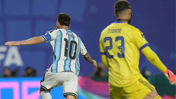 [Video] Messi repitió la dosis y marcó el segundo en Argentina vs Argelia