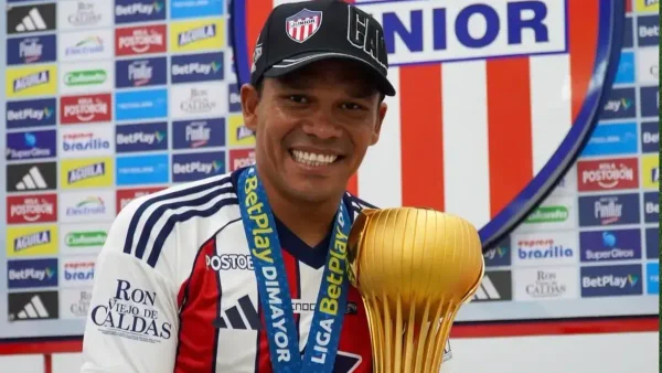 Carlos Bacca rompió su silencio y lanzó mensaje a Junior sobre su futuro