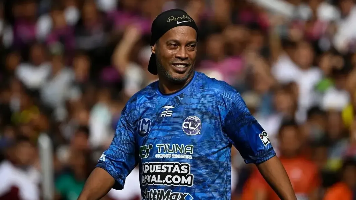 Ronaldinho volverá a jugar.