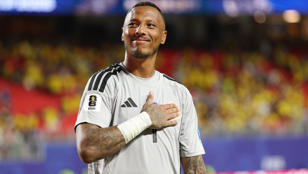 ¿Quién es Eloy Room, el arquero que logró increíble récord vs. Ecuador?