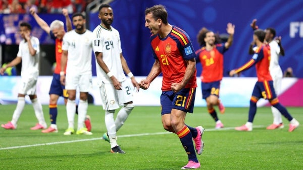 VIDEO - España ya golea a Arabia Saudita: así fue el doblete de Mikel Oyarzabal