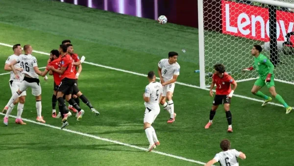 Asistencia de Tim Payne y Nueva Zelanda no perdonó: así cayó el primer gol del partido