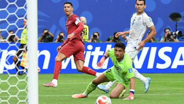 [VIDEO] Cristiano sigue derecho en el Mundial: segundo golazo vs Uzbekistán