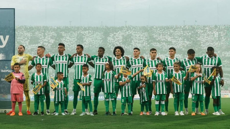 Los dos arqueros mundialistas que interesan en Nacional