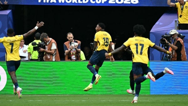 VIDEO - Golazo de Gonzalo Plata y Ecuador le gana 2-1 a Alemania