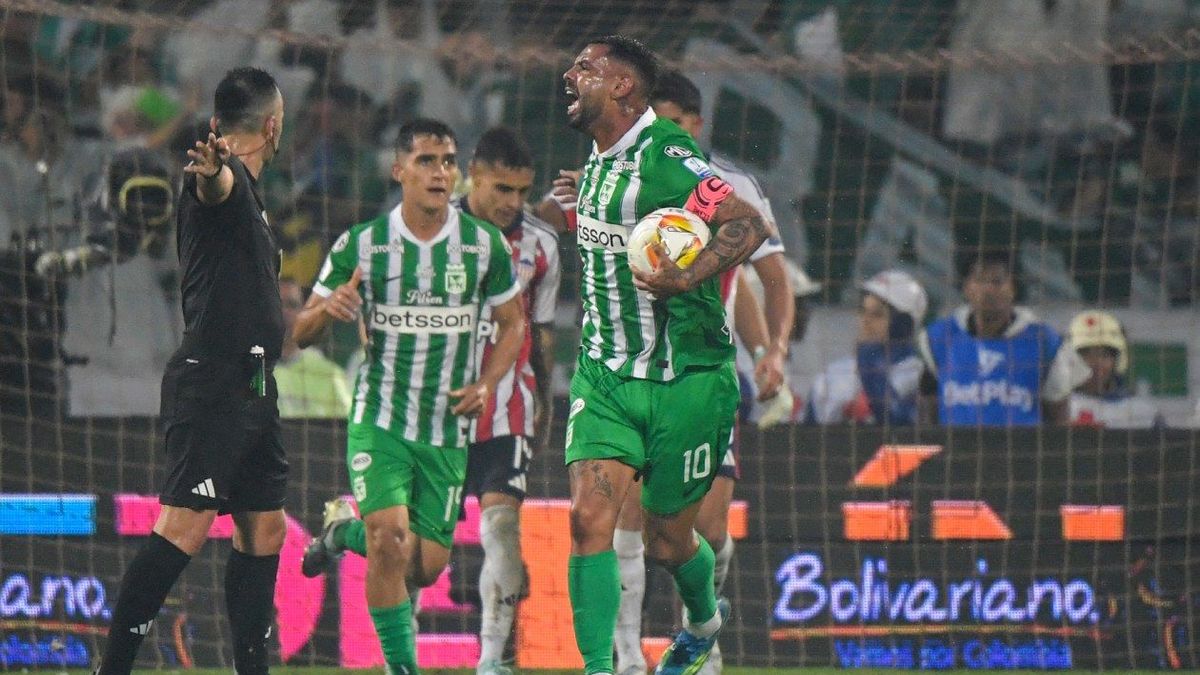 Edwin Cardona podría salir de Nacional y jugar en el exterior