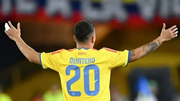 Emotivo homenaje de Colombia a Juan Fernando Quintero por sus 50 partidos