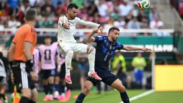 Uruguay rozó el primero ante España: el bombazo de Bentancur que pasó muy cerca