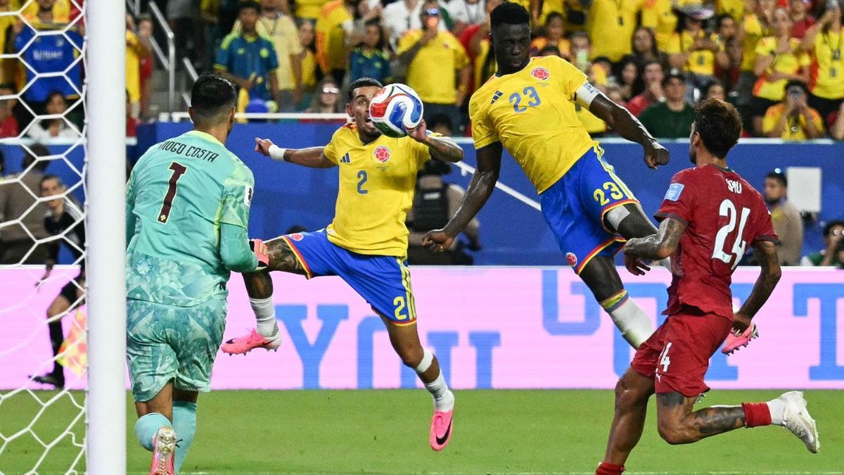 [Video] Davinson Sánchez marcó el primero de Colombia vs Portugal; el VAR lo anuló