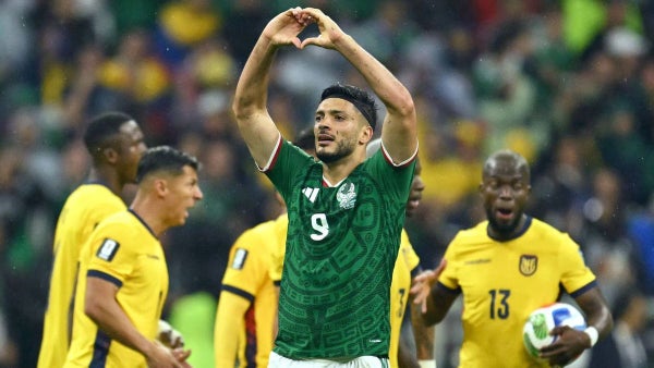 [Video] México aprovechó la localía, dejó a Ecuador en el camino y celebra el paso a octavos