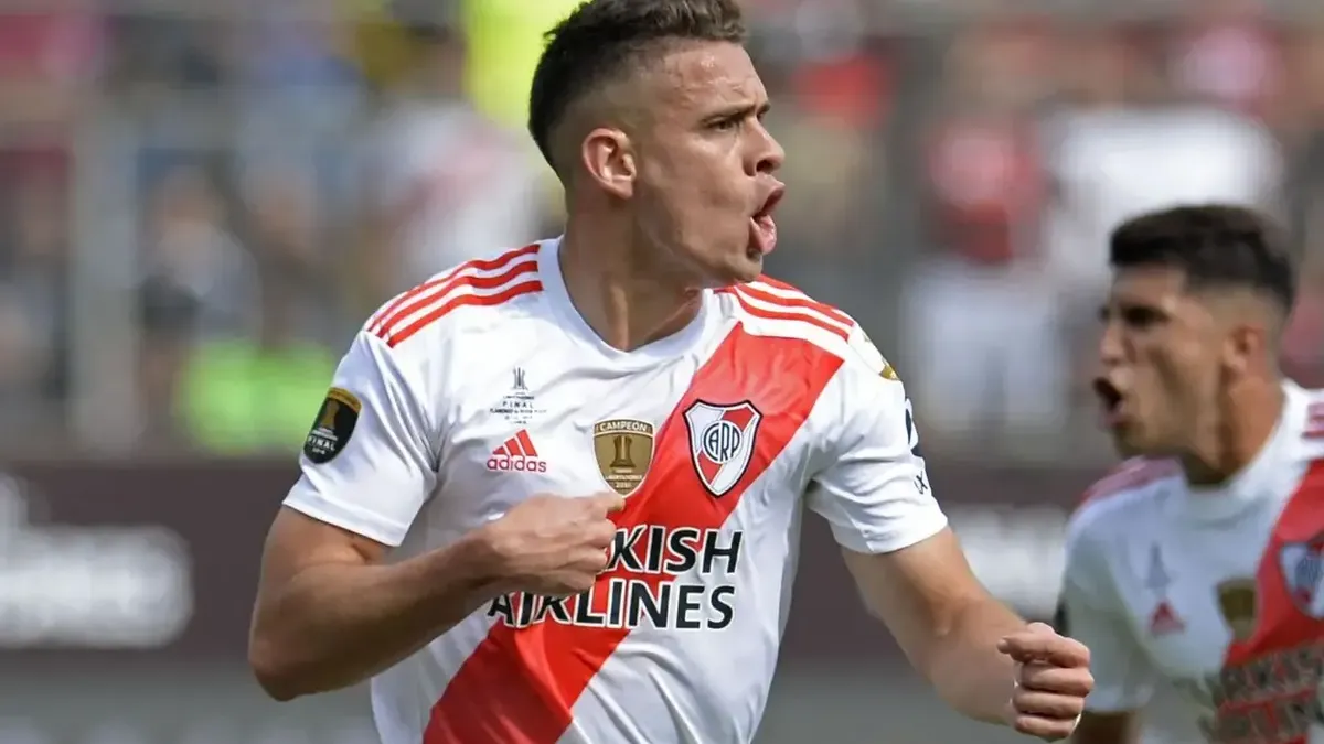 Rafael Santos Borré.