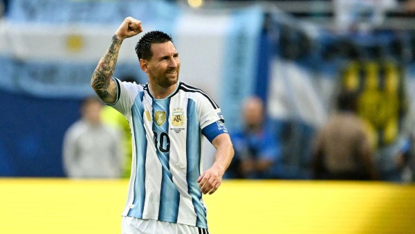 [Video] Messi sacó un zurdazo y puso a ganar a Argentina ante Cabo Verde