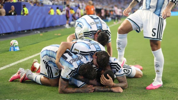 [Video] Argentina sufrió de más ante la valiente Cabo Verde, pero avanzó a octavos de final