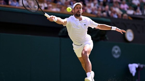 Novak Djokovic superó récord de Roger Federer en Wimbledon