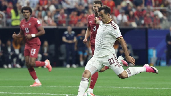 VIDEO: Oyarzabal perdonó a Portugal y desperdició increíble gol