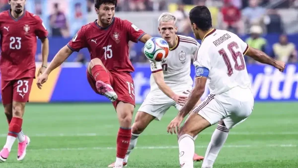 ¡Se salvó Portugal! Dani Olmo estuvo a centímetros de abrir el marcador