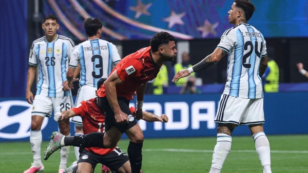 [Video] Egipto 'madrugó' a Argentina y con un cabezazo abrió el marcador
