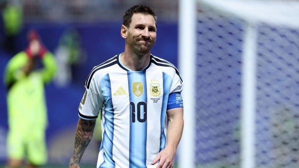 VIDEO - Messi salvó a Argentina; golazo y empate 2-2 con Egipto