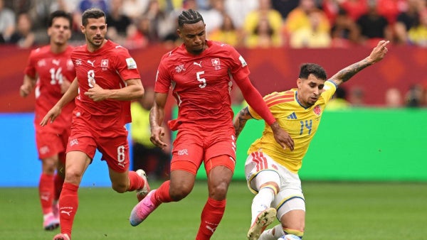 [Video] Tirazo de Gustavo Puerta: la opción de gol más clara de Colombia ante Suiza