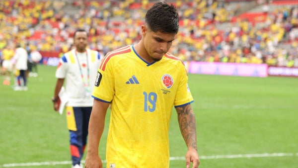 Emotivo mensaje de Real Betis a Juan Camilo 'Cucho' Hernández tras la eliminación de Colombia