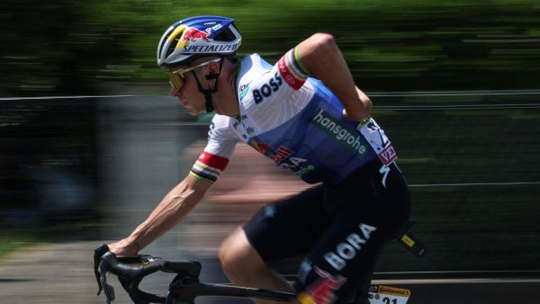 Remco Evenepoel expuso una 'pelea' en el Red Bull - Bora en pleno Tour de Francia