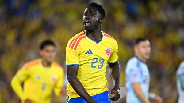 Galatasaray tomó decisión con Dávinson Sánchez; futuro definido