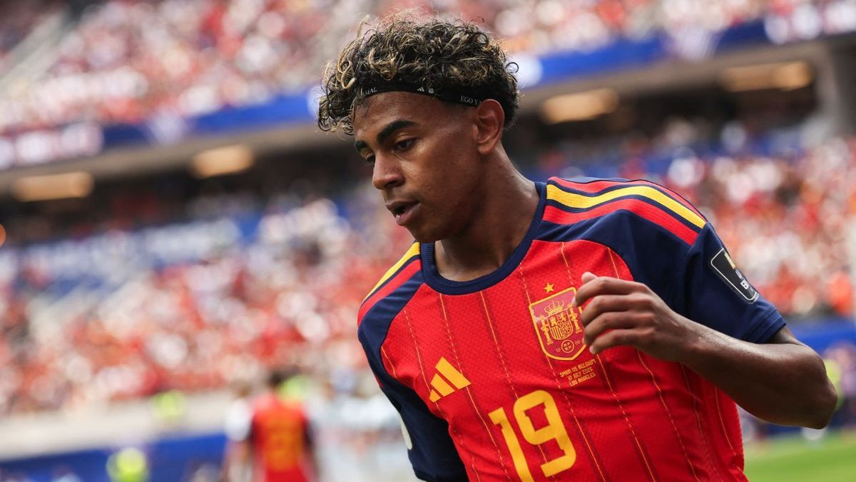Lamine Yamal recibió jalón de orejas de referente de la Selección de España