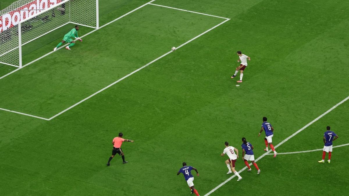 España marca gol ante Francia en la semifinal del Mundial
