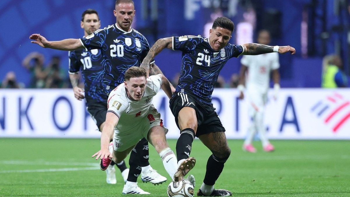 Enzo Fernández vs Inglaterra