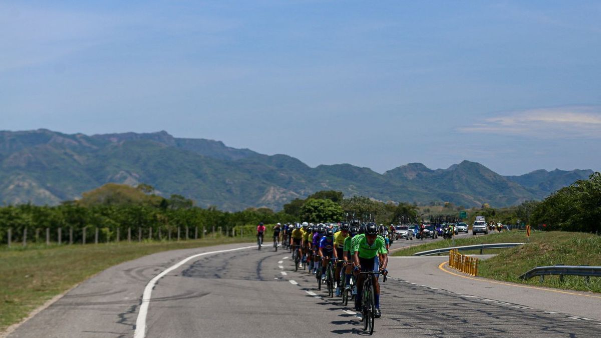 Felipe Bravo ganó la segunda etapa de la Vuelta de la Juventud Sistecrédito 2026