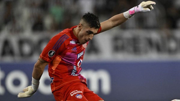 Santiago Mele ya no irá a Colo Colo: ¿ahora sí vuelve al FPC?
