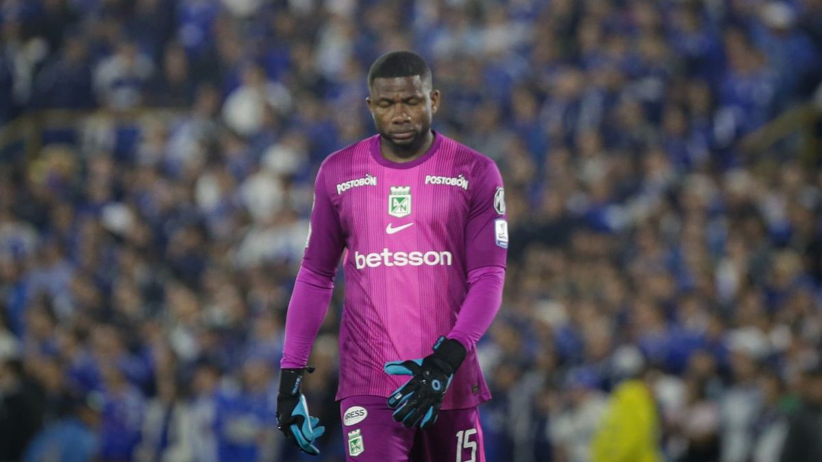 Chipi Chipi Castillo fue presentado en su nuevo equipo