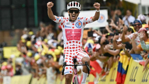 Richard Carapaz rompió con todo y ganó la etapa 20 (etapa reina) del Tour de Francia
