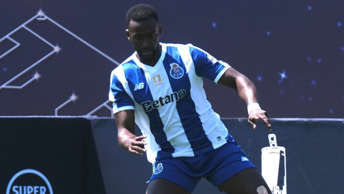 Jackson Martínez marcó golazo de chilena con el Porto