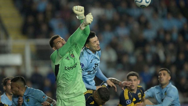 [VIDEO] Montero se reivindicó en Boca: atajó penal y clasificó a octavos en Sudamericana