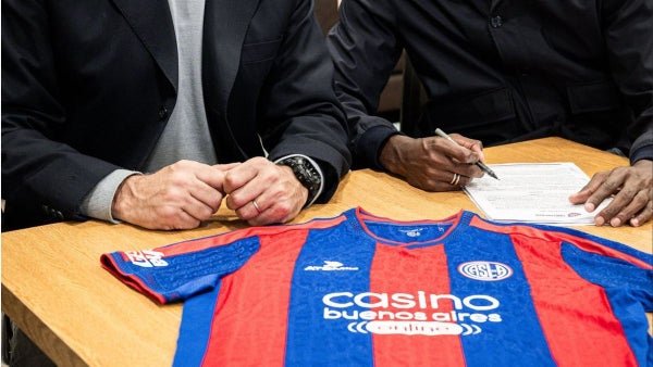 San Lorenzo confirmó la contratación de un defensor colombiano de lujo