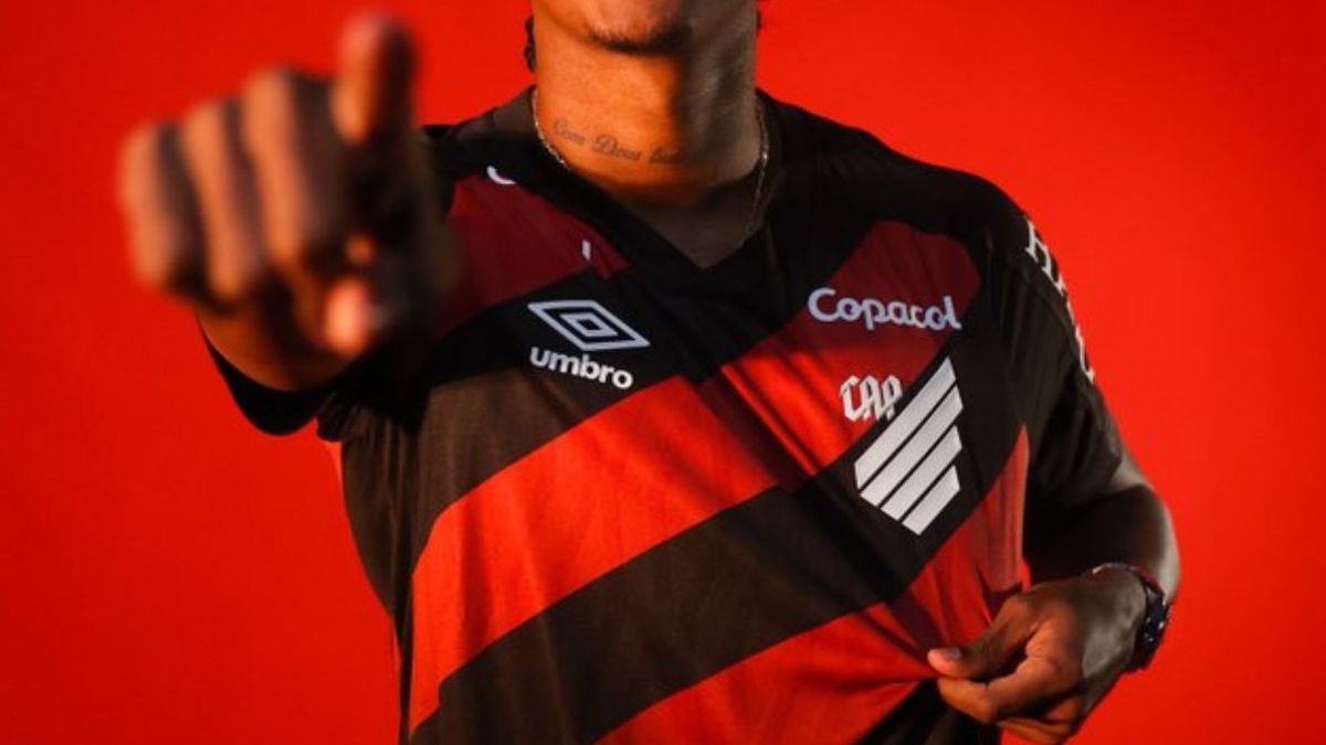 Paranaense vuelve a romper el mercado de fichajes con un delantero colombiano