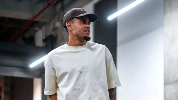 Luis Díaz cambió de look: así llegó a los entrenos del Bayern Múnich
