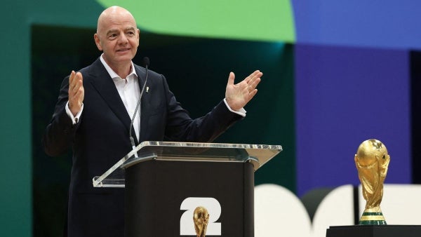 Crece la presión sobre Infantino; futuro incierto en la FIFA