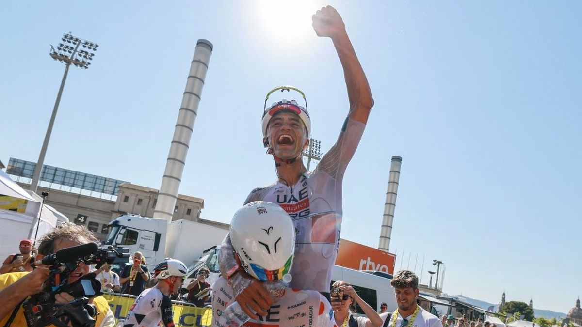 Isaac Del Toro renovó su contrato con el UAE Team Emirates