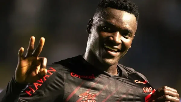 De Brasil llega el aviso para Colombia: Viveros máximo goleador del campeonato