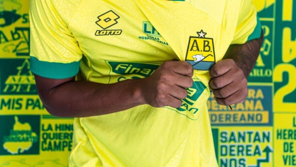 Bucaramanga hizo oficial el fichaje de Ronaldo