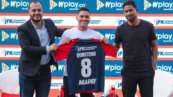 ¿Juan Fernando Quintero se retira en Medellín?
