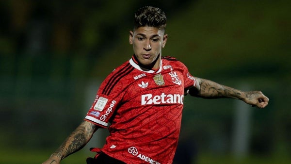 VIDEO - Jorge Carrascal volvió a ser figura en Flamengo: gol y dos asistencias