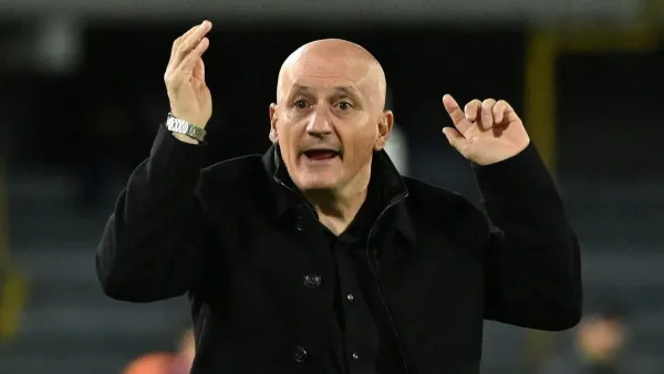 “¡Se la agarró con la botella!” Repetto explotó tras un error de Santa Fe ante River