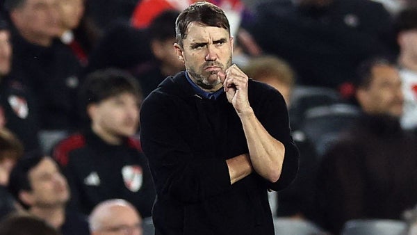 Polémica excusa de Eduardo Coudet tras empate con Santa Fe: