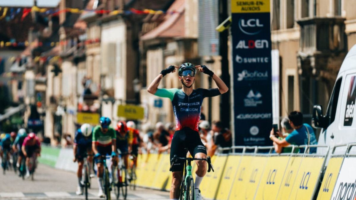Dos colombianos, en el top 10 de la general del Tour de l'Avenir - etapa 4